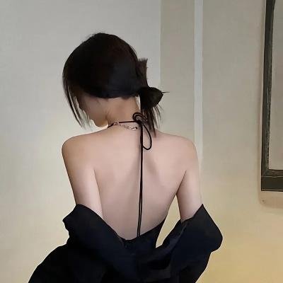 女人的阴影
